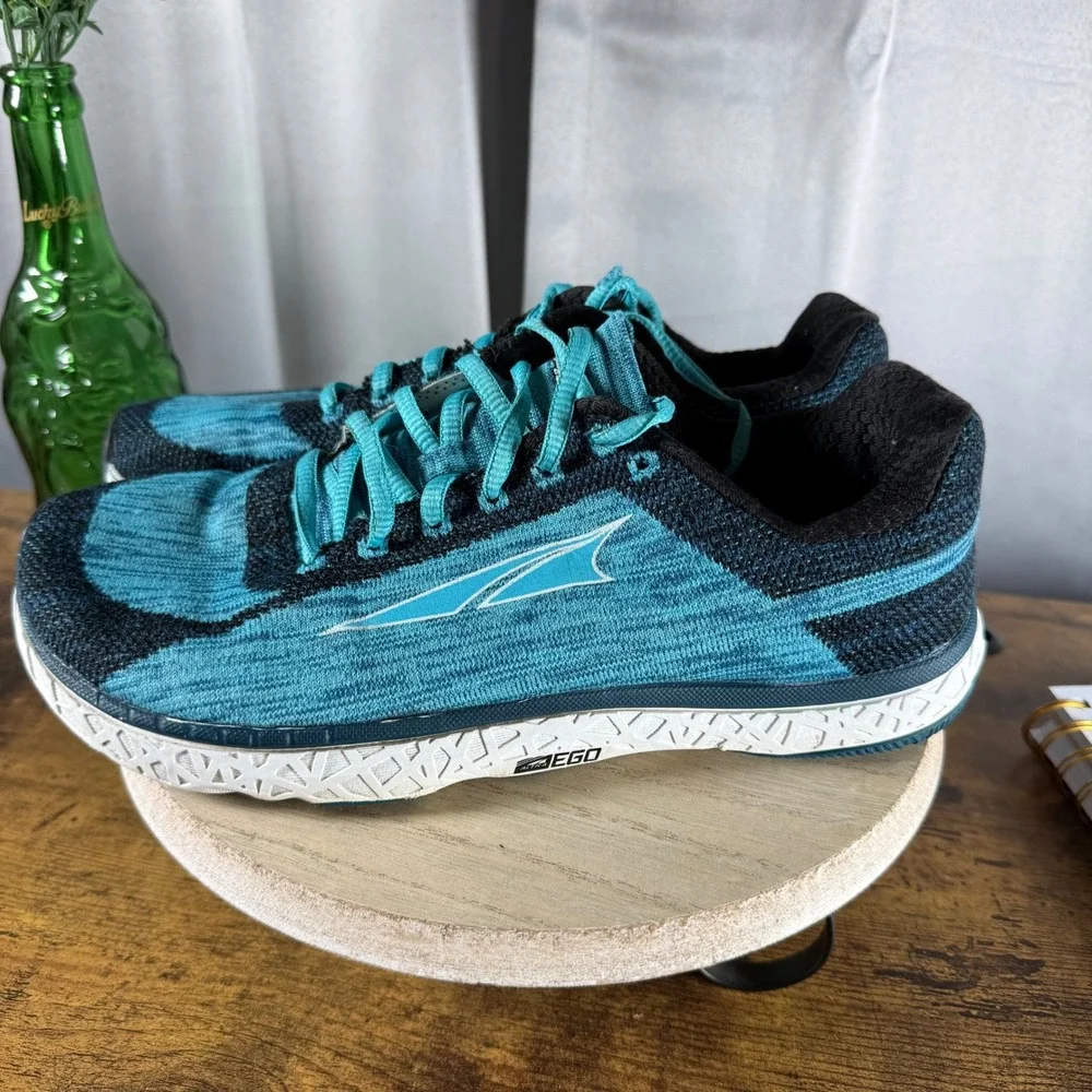 Altra Escalante Running Shoes Zero Drop Womens 8 Blue Black Sneakers *NO INSOLES